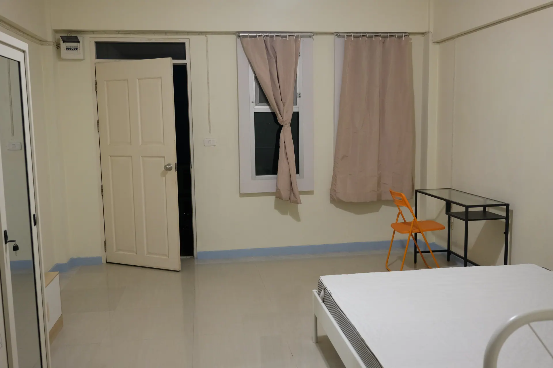 อพาร์ทเมนท์บ้านอิงสวน มีห้องว่างให้เช่า