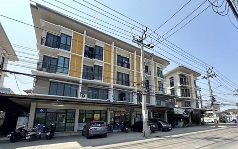 พรีเมียร์พลัส หอพัก