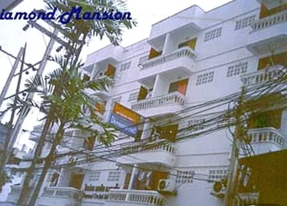 Diamond Mansion (MRT ศูนย์วัฒนธรรม)