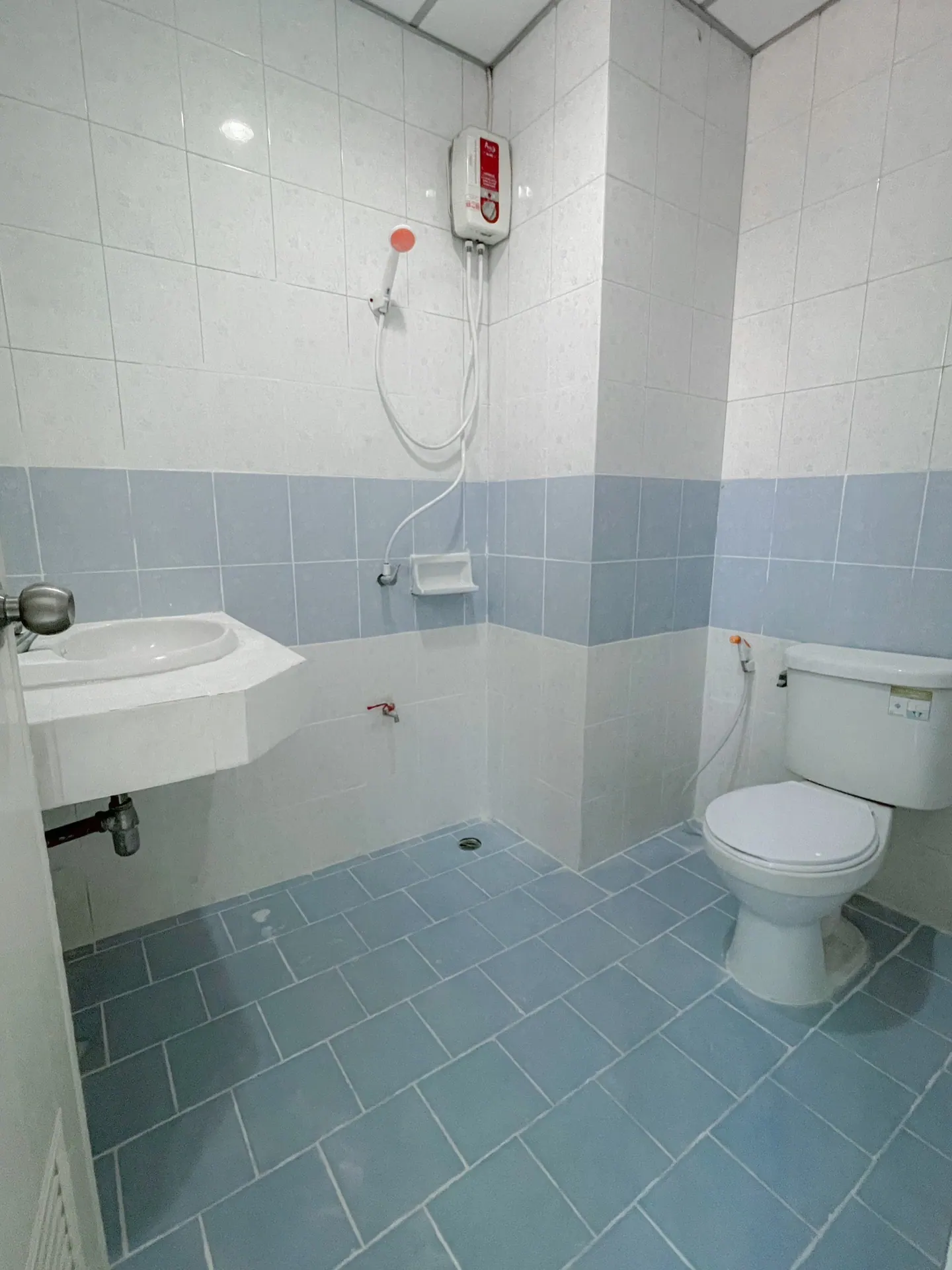 หอพัก เพ็ชรพาเลซ อพาร์ทเม้นต์ phetpalace apartment