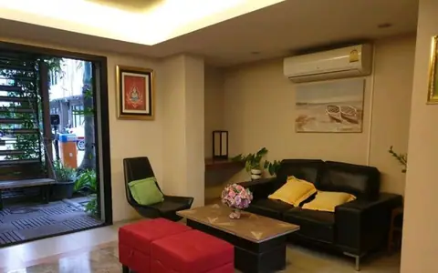Condo Lumpini Ville Ramkhamhaeng 26 สะอาดปลอดภัย -