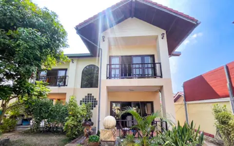 Luxury Property for Sale in Samui – 3 Homes with Pool, Close to Central Samui and Hospitals
