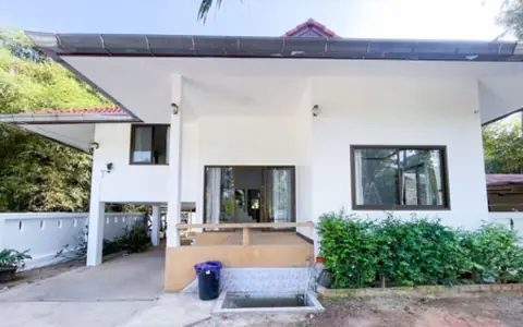 Stunning Single House in Koh Samui: Fully Furnished and Surrounded by Lush Greenery  Home in Koh Samui for Just 3.2 Million Baht