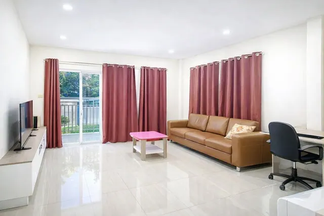 ประชาอุทิศ 90 35ตร.ว. 140ตร.ม. 3นอน ใกล้โลตัส บ้านคลองสวน 800 เมตร บ้านแฝด 2 ชั้น2 น้ำ ฟังก์ชันครบพร้อมอยู่