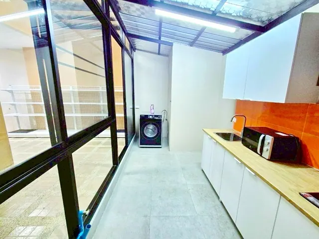 ให้เช่าโฮมออฟฟิศ 3 ชั้น ย่านอารีย์สัมพันธ์ ใกล้ BTS อารีย์ ที่ดิน 50 ตร.ว. พื้นที่ใช้สอย 280 ตร.ม.