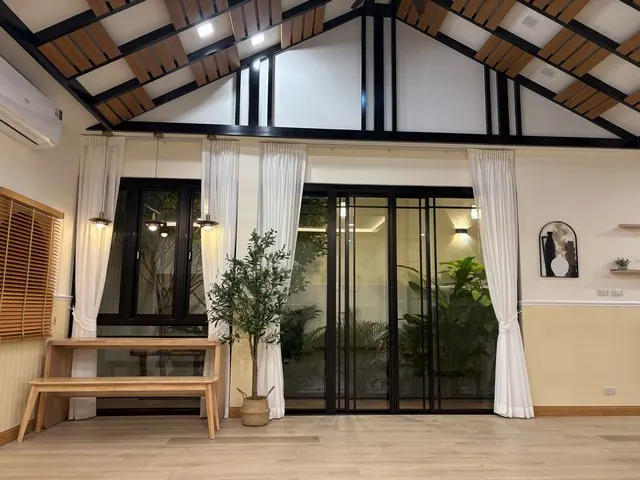 บ้านเดี่ยวทำเลดี เช่าบ้านแถวหนองยายบู่  ใกล้มอเตอร์เวย์ในนิคมอุตสาหกรรมศรีราชา