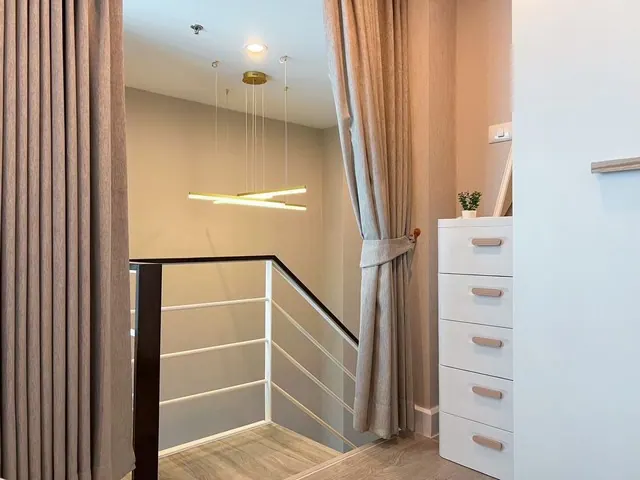 ขายคอนโดเมโทรสกาย 39.39 ตรม.ประชาชื่นห้องมุม แต่งสวยโมเดิร์นสไตล์ duplex 2 ชั้น เเถมเฟอร์ครบครันพร้อมอยู่ ติด MRT บางซ่อนเพียง 80 ม. กรุงเทพ
