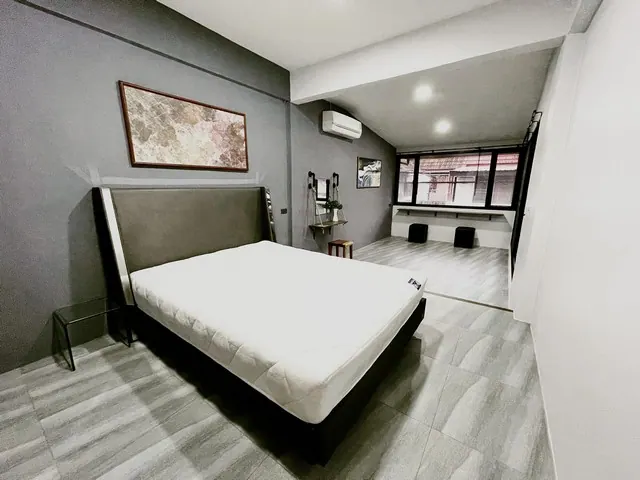 ให้เช่าทาวน์เฮ้าส์ 2ชั้น The Silver Stag 27 ตร.ว ใกล้รถไฟฟ้าหมอชิต บ้านตกแต่งสวยงามเฟอร์ฯครบครันพร้อมเข้าอยู่