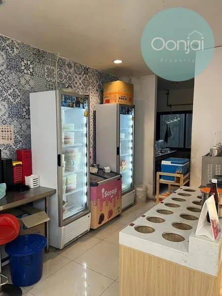 เซ้งร้านชาบูหม่าล่า พื้นที่ 58 ตรม ตึกสูง 6 ชั้น ร้านอยู่ซอยศาลาแดง พร้อมอุปกรณ์ 1 ห้อง  มีห้องน้ำทุกชั้น - OJ_0001_FF