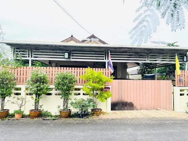 ขายด่วน  บ้านเดี่ยวชั้นเดียว หมู่บ้านเคหะเกษมสุข แปลงหัวมุม ทำเลทอง ใจกลางสัตหีบ