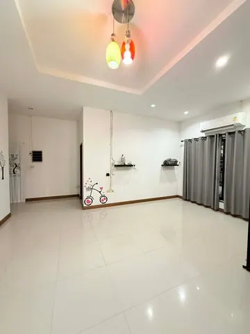 ขายด่วนบ้านแฝดชั้นเดียว หมู่บ้านกฤษณา ต.บ้านปึก อ.เมือง จ.ชลบุรี