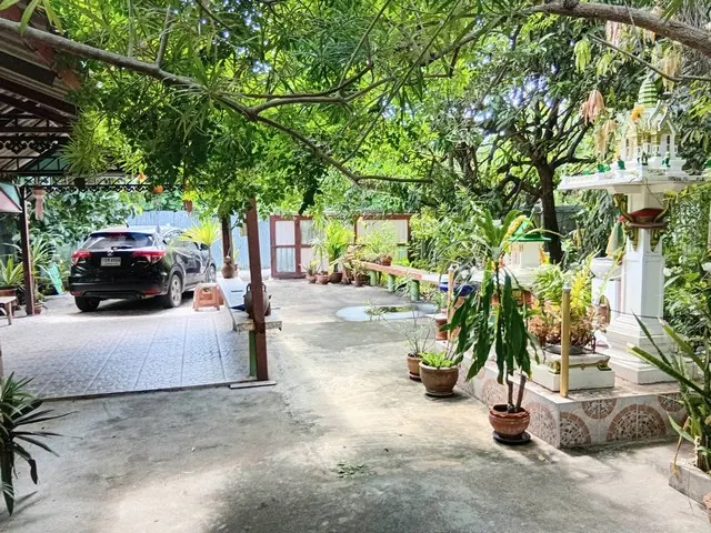 ขายบ้านเดี่ยวชั้นเดียวยกระดับ วุฒากาศ 42 เขตจอมทอง กรุงเทพฯ