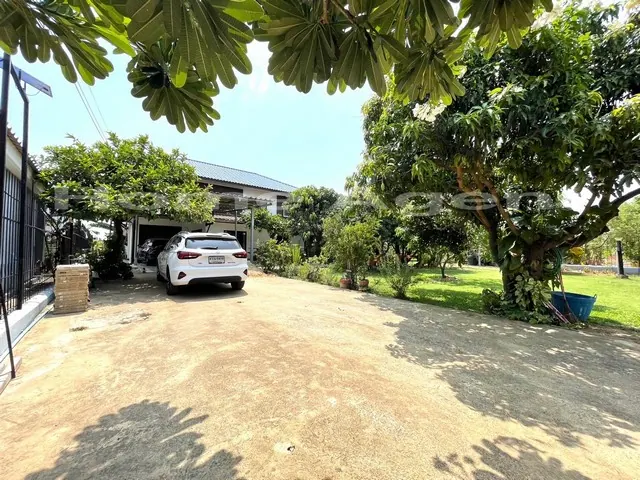 บ้านเดี่ยว สไตล์บ้านสวน  ต.ช่องสาริกา อ.พัฒนานิคม จ.ลพบุรี
