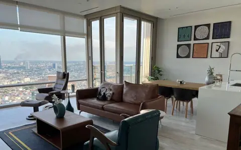 Four Seasons Private Residences Condo for Rent near BTS Saphan Taksin