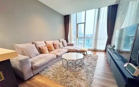 คอนโดมิเนียม เดอะรูม สาทร - ถนนปั้น The room Sathorn - TanonPun N I C E!
