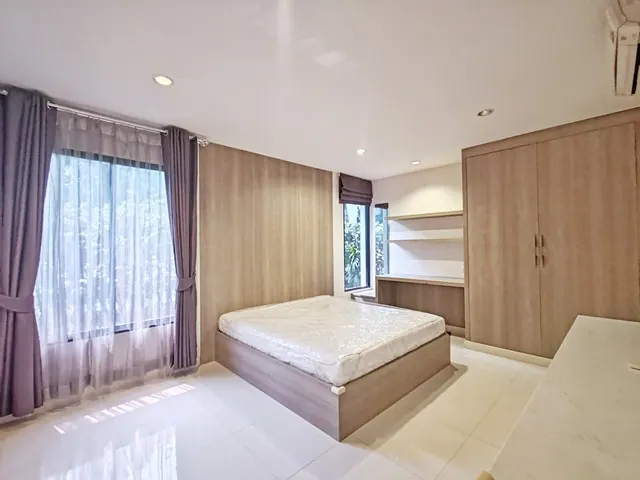 รหัส  EA120296   บ้าน เนอวานา บียอนด์ เกษตร-นวมินทร์ 26500000 - 4ห้องนอน4Bathroom ขนาดเท่ากับ 78 ตาราง-วา 0 งาน 0 Rai ไม่ไกลจาก - ทำเลทอง