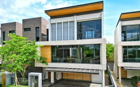 บ้าน บ้าน 365 81 ตารางวา 4BR 55900000 บ.   บรรยากาศส่วนตัว