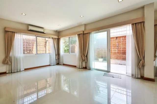 บ้าน ลัดดารมย์ ชัยพฤกษ์ แจ้งวัฒนะ 0 Rai 0 Ngan 87 sq.wa 4BEDROOM3BATHROOM 7900000 thb ใกล้กับ - ราคาเดียวจัดให้หนักมาก นนทบุรี