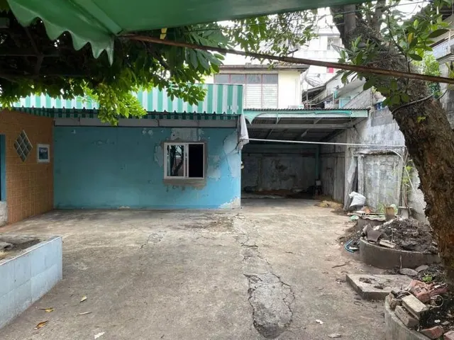 [H001] ให้เช่า 50k บ้านเดี่ยว ซอยประชาอุทิศ 16 เขตห้วยขวาง เหมาะสำหรับทำ โกดัง ร้านอาหาร ออฟฟิต หรือบ้านพักอาศัย ต้อนรับสัตว์เลี้ยง
