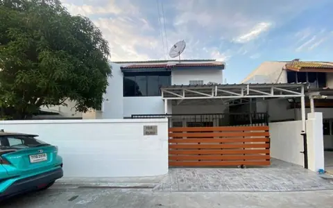 [H068] ให้เช่า 80k บ้านเดี่ยว ทาวน์อินทาวน์ ถนนศรีวรา เขตวังทองหลาง ทะลุรามคำแหง เลียบด่วนรามอินทราได้  จดบริษัทได้ ต้อนรับสัตว์เลี้ยง
