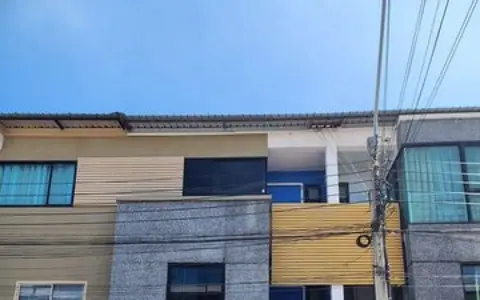 รหัสC6315 ให้เช่าทาวน์โฮม 3ชั้น โครงการสารินวิซ แบริ่ง สุขุมวิท107 เหมาะทำโฮมออฟฟิศ