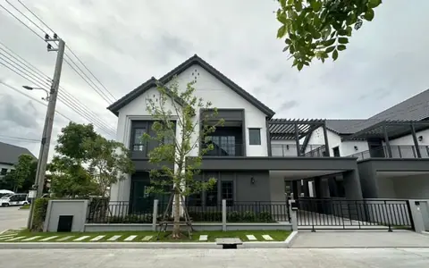รหัสC6449 ให้เช่าบ้านเดี่ยวหลังใหม่ ไม่เคยเข้าอยู่ โครงการ  Centro เซนโทร บางนา หลังเมกา บางนา