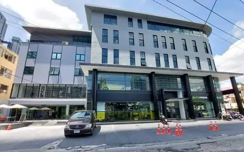 รหัสC6458 ให้เช่าอาคารสำนักงาน โชว์รูม 5ชั้น ทำเลใจกลางเมืองย่านสุขุมวิท ทองหล่อ  เหมาะกับธุรกิจหลายประเภท