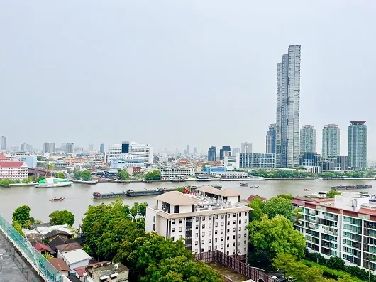 ขายด่วน! คอนโดวิวแม่น้ำ ราคาต่ำกว่าตลาด 2 ห้องนอน ใกล้  Icon siam ใกล้ บีทีเอส