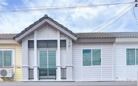 For Sales : Ratsada, 2-Story Town House, 3 Bedrooms 2 Bathrooms