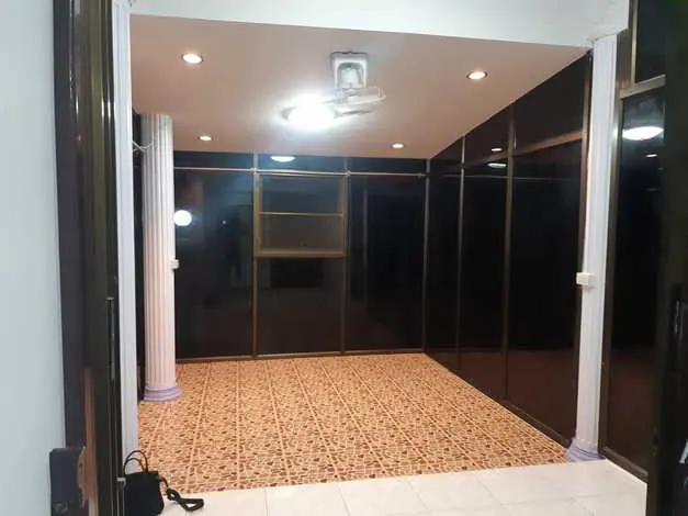 ขายด่วน ทาวน์เฮ้าส์1ชั้น  รีโนเวทใหม่ทั้งหลัง หมู่บ้านรุ่งพิทักษ์ อ.พนมสารคาม จ.ฉะเชิงเทรา