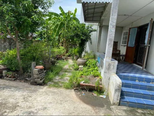 ขายด่วนบ้านเดี่ยว 3 ชั้น  ซอยหมอศรี  ถนนเพชรเกษม จังหวัด  นครปฐม (เจ้าของขายเอง)