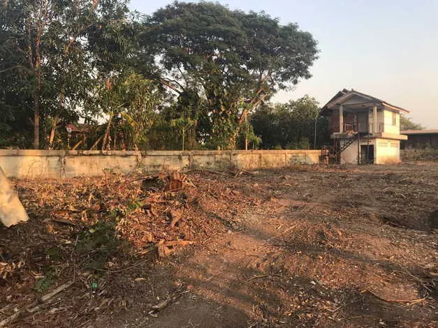 ขายที่ดินพร้อมบ้านทำเลดี แปลงสวย ด้านหน้าติดแม่น้ำผักไห่ อำเภอผักไห่ จังหวัด  พระนครศรีอยุธยา