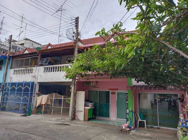 ขายทาวน์เฮาส์ 2 ชั้นทำเลดี พร้อมผู้เช่า อยู่ใจกลางเมือง อนาคตมีโครงการรถไฟฟ้าความเร็วสูงตัดผ่าน อำเภอพระนครศรีอยุธยา จังหวัดพระนครศรีอยุธยา