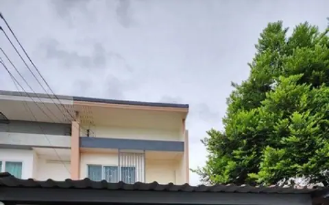ขายบ้านแถวบางปะกง โซนมอเตอร์เวย์ ทาว์เฮ้า 2 ชั้น หมู่บ้านสิรารมย์พลัสมอเตอร์เวย์ ฉะเชิงเทรา หลังมุม เนื้อที่ใช้ซอยเยอะ ทำเลดี เดินทางสะดวก