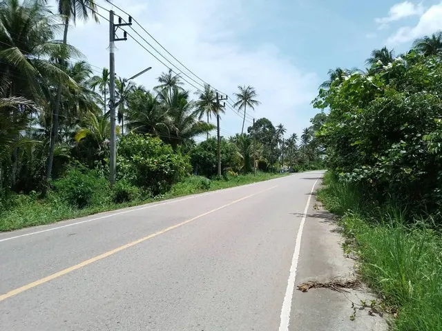ขายที่ดินริมน้ำ ลีเล็ด พุนพิน เริ่ม 1 ไร่ ราคาเริ่ม 1.6 ล้านบาท