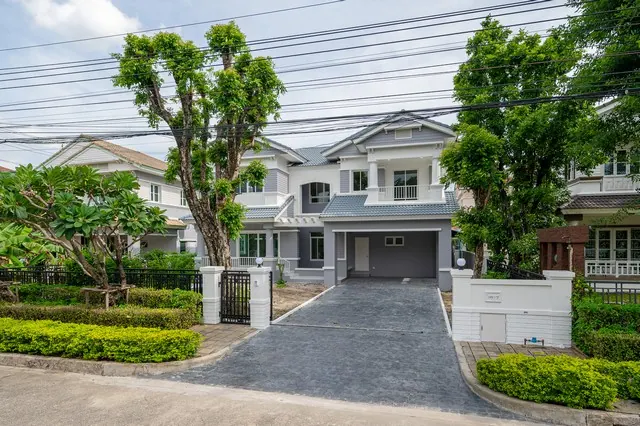 มัณฑนา วัชรพล-รามอินทรา 1