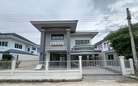 มณีรินทร์ รัตนาธิเบศร์  บ้านเดี่ยวมือสอง   ตกเเต่งใหม่