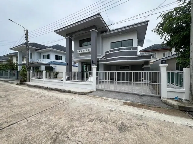 มณีรินทร์ รัตนาธิเบศร์  บ้านเดี่ยวมือสอง   ตกเเต่งใหม่