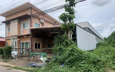 ขายด่วน บ้านเดี่ยว 2 ชั้น พร้อมโกดังเก็บของ ต.ธาตุพนม อ.ธาตุพนม จ.นครพนม