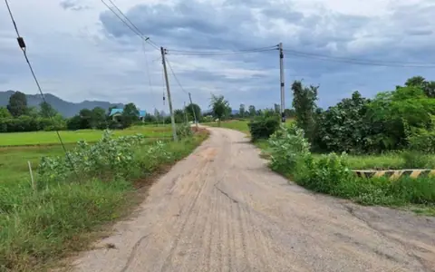 ขายด่วน ที่ดินสวยเเปลงเล็ก ต.ปากช่อง อ.จอมบึง จ.ราชบุรี