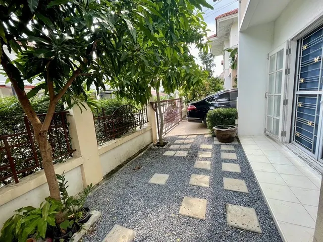 ขายบ้านแฝด 2 ชั้น บ้านบุรีรมย์ รามอินทรา ซาฟารีเวิลด์ เลียบคลองสอง 23 เขตคลองสามวา กรุงเทพ