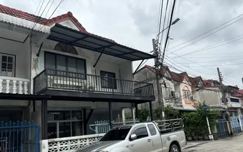 ทาวเฮ้าส์ 2 ชั้นหลังมุม บ้าน ณรงค์สุขนิเวศน์ อ.เมืองนนทบุรี นนทบุรี ใกล้สถานีรถไฟฟ้าสายสีชมพู