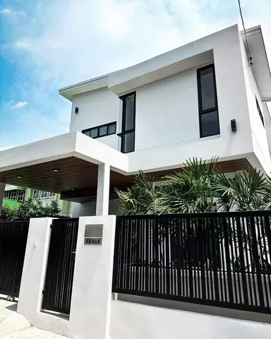 ขาย -เช่า บ้านเดี่ยวหรู หมู่บ้าน บางนาวิลล่า  ซอยบางนา- ตราด 39 รีโนเวทใหม่ บ้านสวยใหม่ หรู โครงสร้างแข็งแรง ร่มรื่น ส่วนตัว