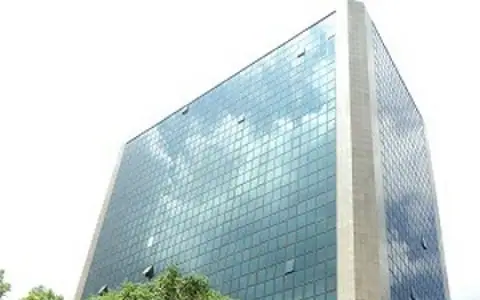 OFfice อาคาร เศรษฐีวรรณ ขนาด 100 SQ.WA  61000 THB ไม่ไกลจาก - ทำเล-ทอง -