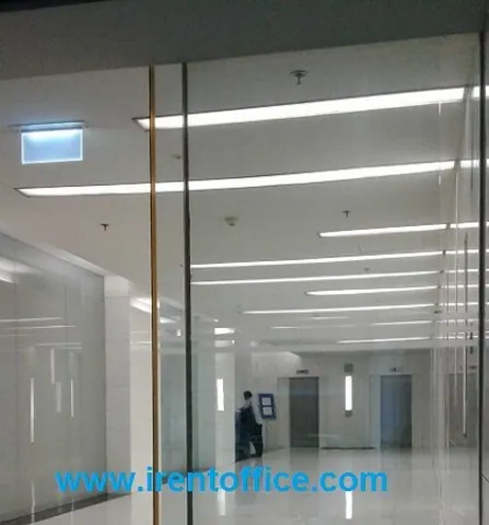 รหัส  -   Office อาคารซิลลิคเฮ้าส์ area 100 ตรว.  65450 THAI BAHT NEW!