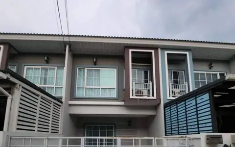 ปล่อยเช่าบ้านทาวน์โฮมขนาดใหญ่ หมู่บ้านโมดิวิลล่ารังสิต