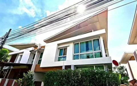 ให้เช่าบ้านเดี่ยว 2 ชั้น หมู่บ้านแกรนด์ไอดีไซน์วิภาวดี  ดอนเมือง กทม.