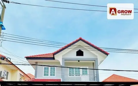 ม. เฟื่องฟ้าวิลล่า9 เฟส6 ซ.2 บ้านหลังมุม พร้อมอยู่ รีโนเวทใหม่ทำสีใหม่ภายในภายนอก เปลี่ยนกระเบื้องสุขภัณฑ์ใหม่