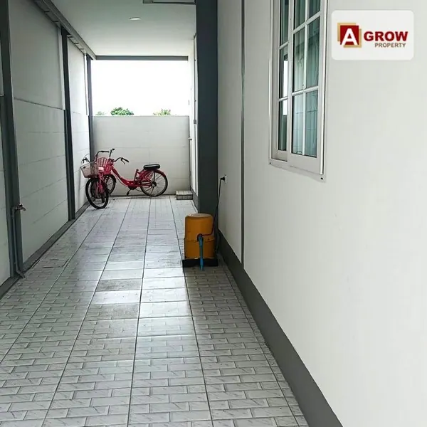 ม. บ้านเฟื่องฟ้าวิลล่า- เทพารักษ์ ทำเลคุณภาพบ้านหลังมุม หลังบ้านไม่ติดใคร ตั้งอยู่ถนนเมน ใกล้ตลาดสังกะสี ใกล้ทางด่วนใกล้ถนนเทพารักษ์