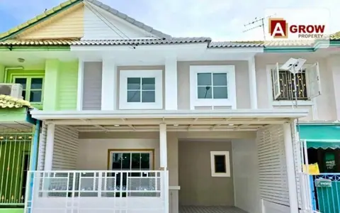 ม. พฤกษา30/1 ซอย14/4 บ้านพร้อมเข้าอยู่ รีโนเวททำสีใหม่ภายในภายนอกใหม่ ตกแต่งด้วยเคาเตอร์บาร์